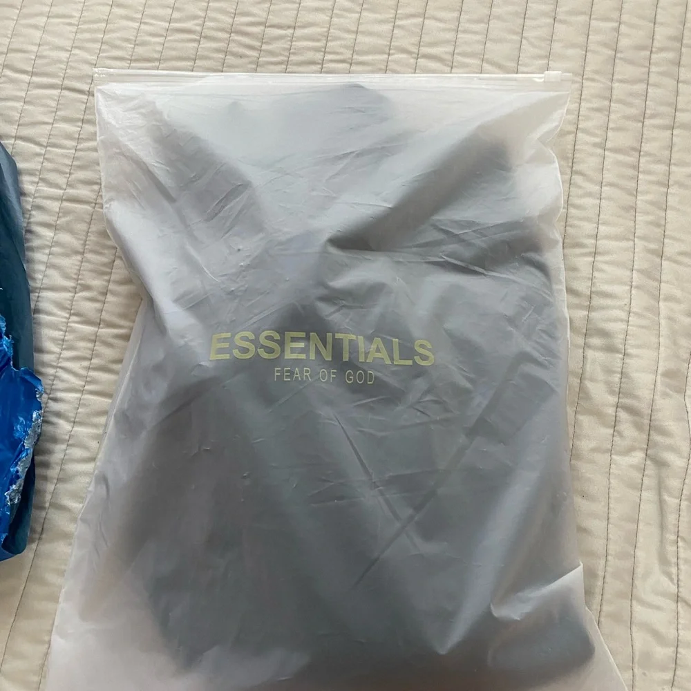 Bedding Set - Gray - Picture 1 of 5